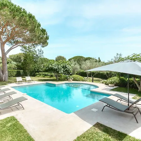 Capilla, Sea View Villa